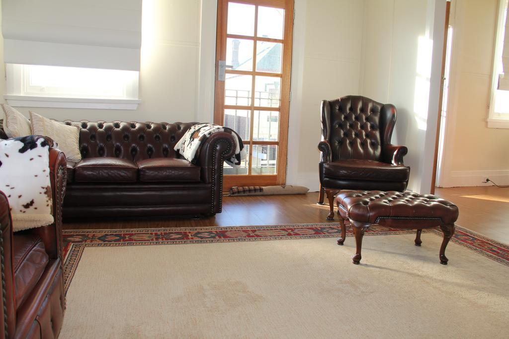 Mentor Chambers Apartment Bed & Breakfast West Wyalong Esterno foto